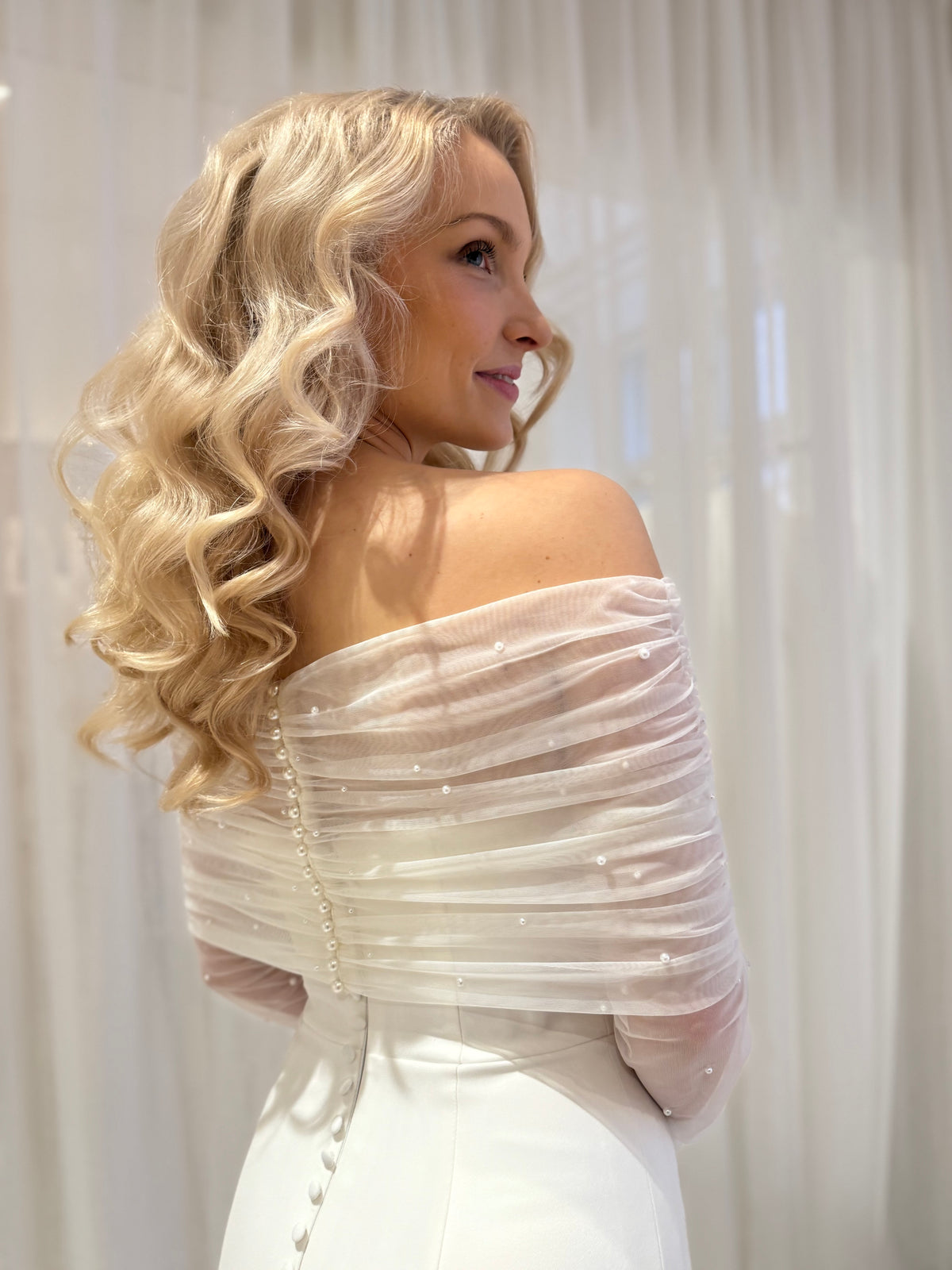 Helmibolero off shoulder