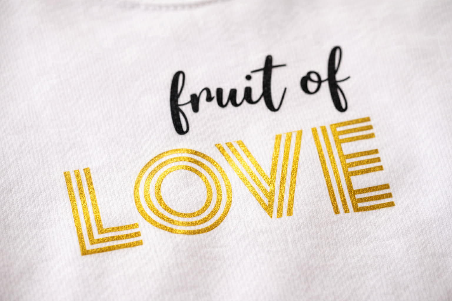 Fruit of Love -pitkähihainen vauvan body