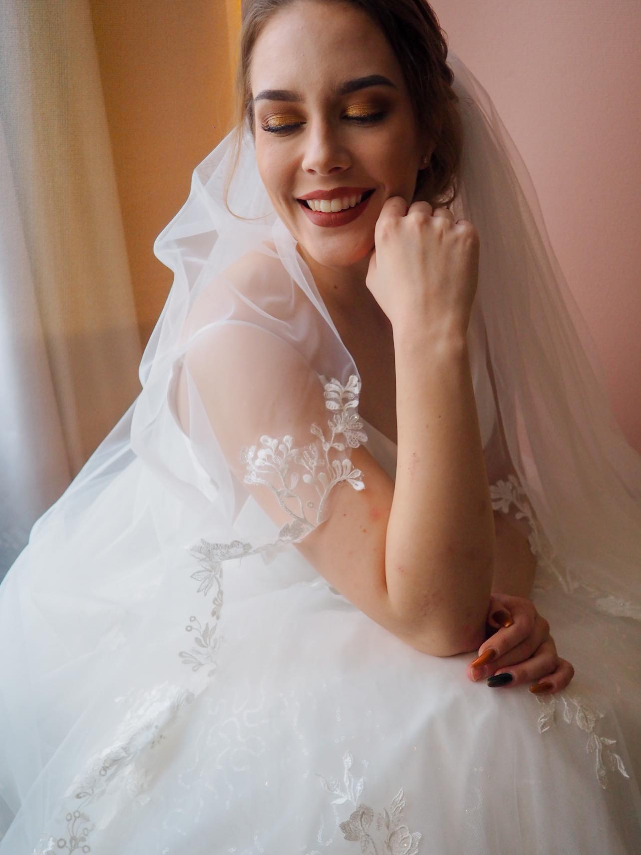 Sis Idman Vivian Huntu