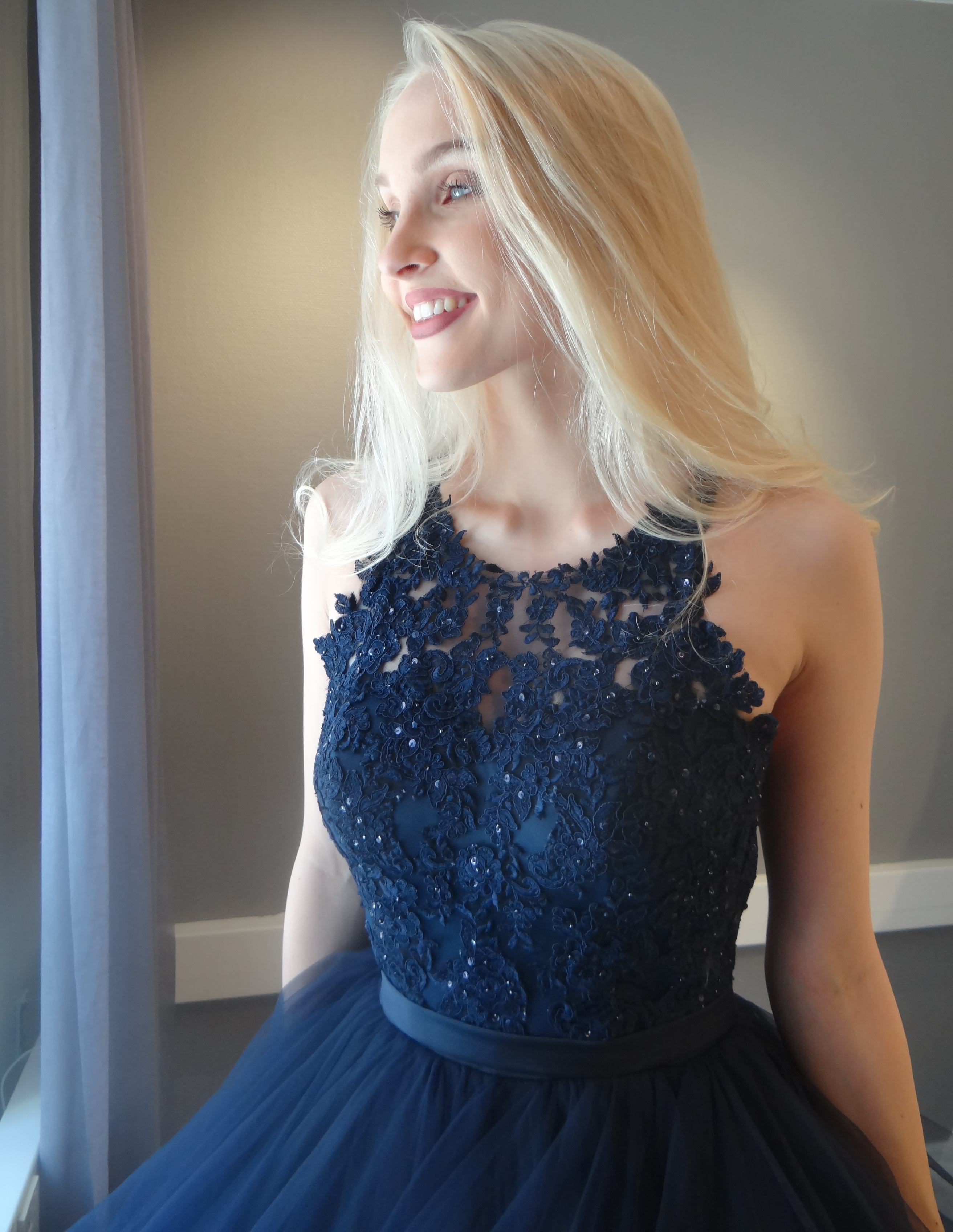 Vilma deep blue