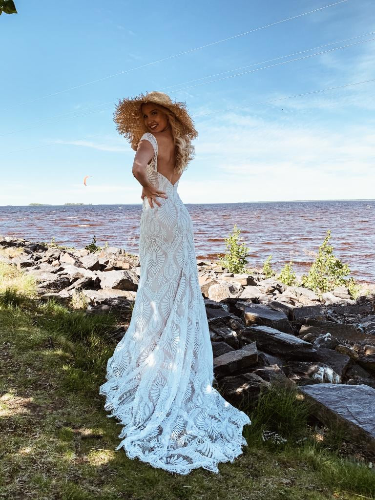 Alina